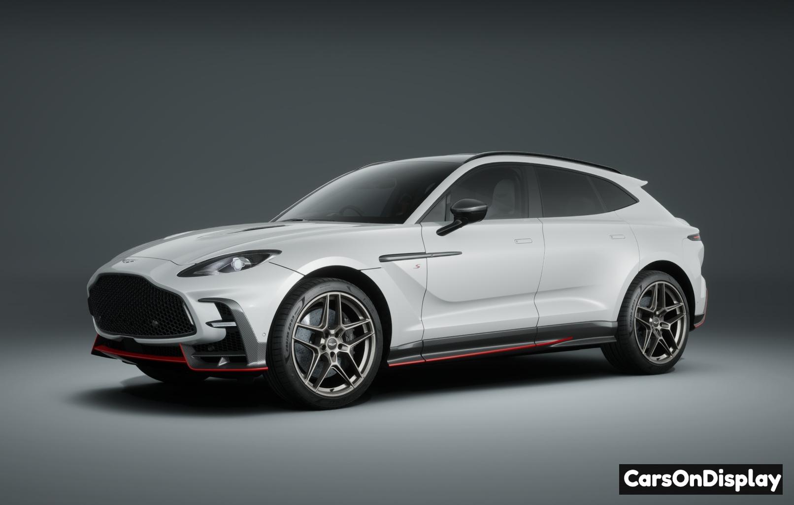 Aston Martin DBX S