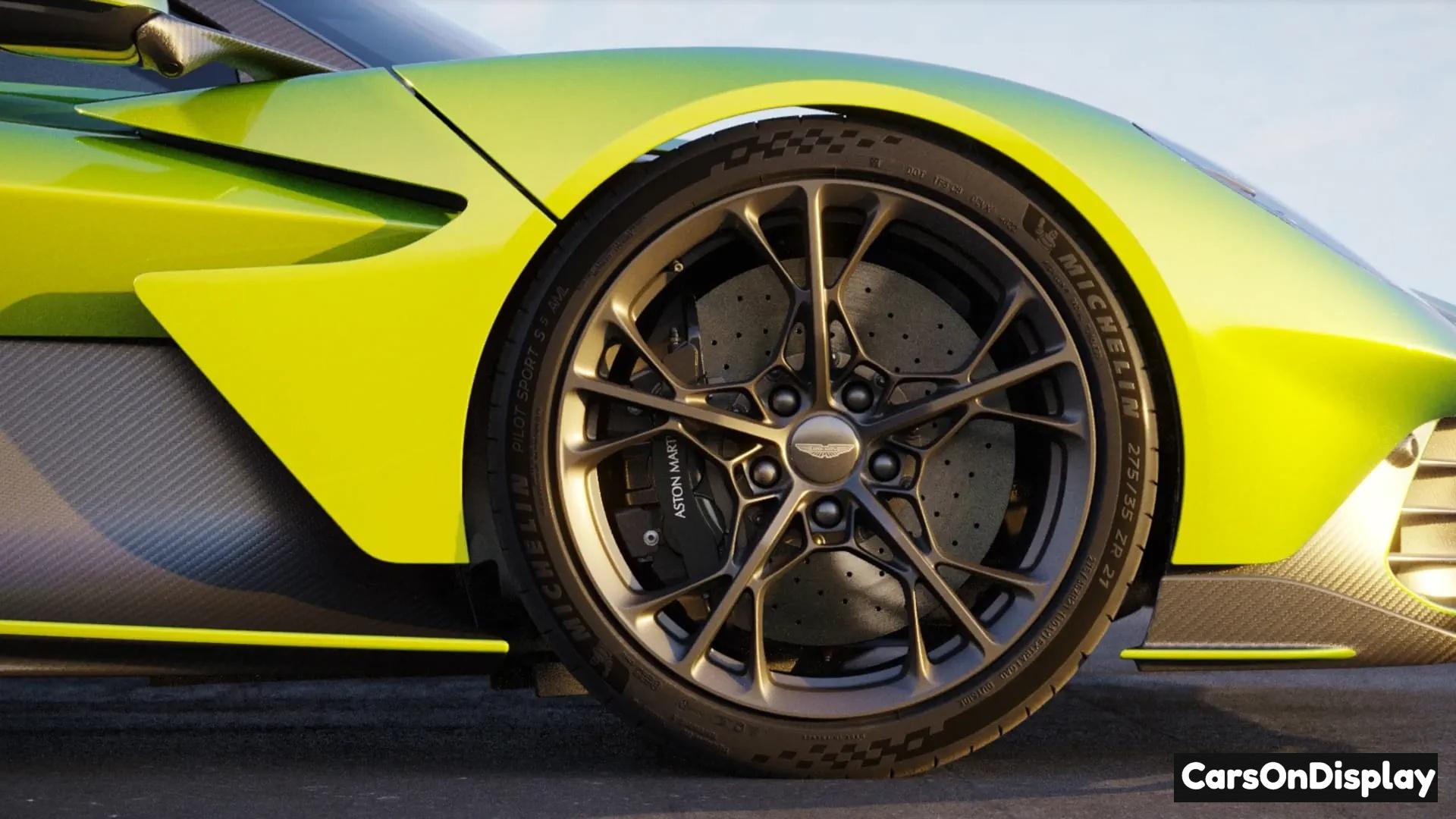 Aston Martin Valhalla
