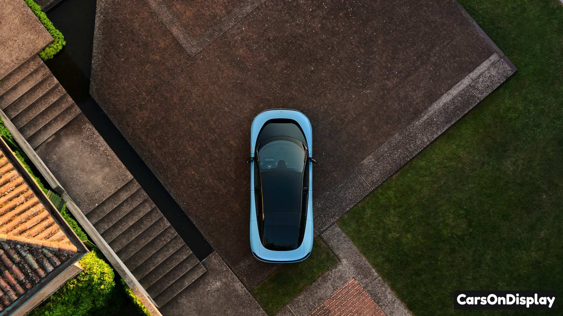 Ferrari Luce
