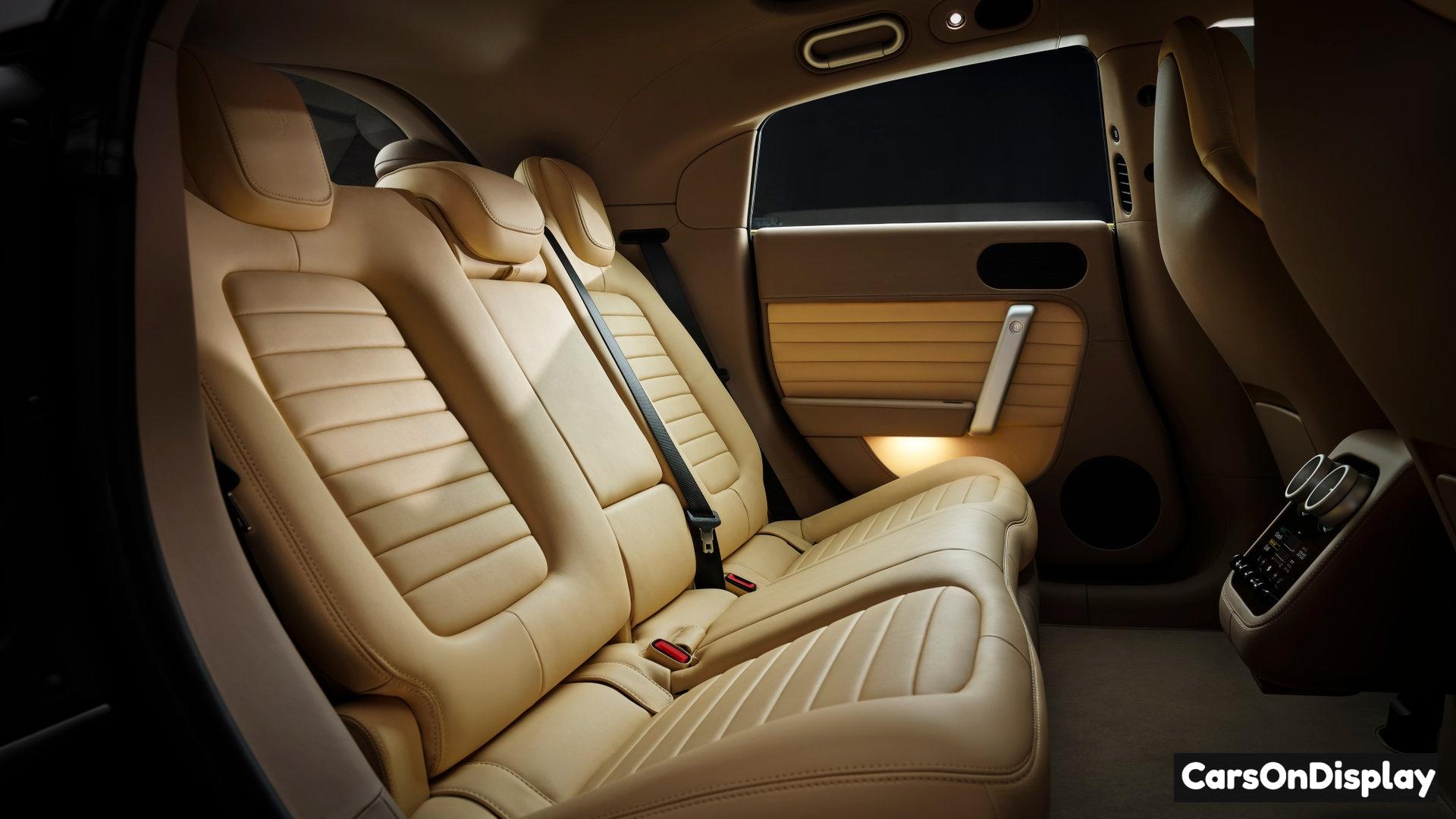 Ferrari Luce