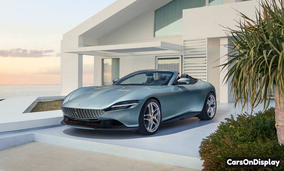 Ferrari Roma Spider