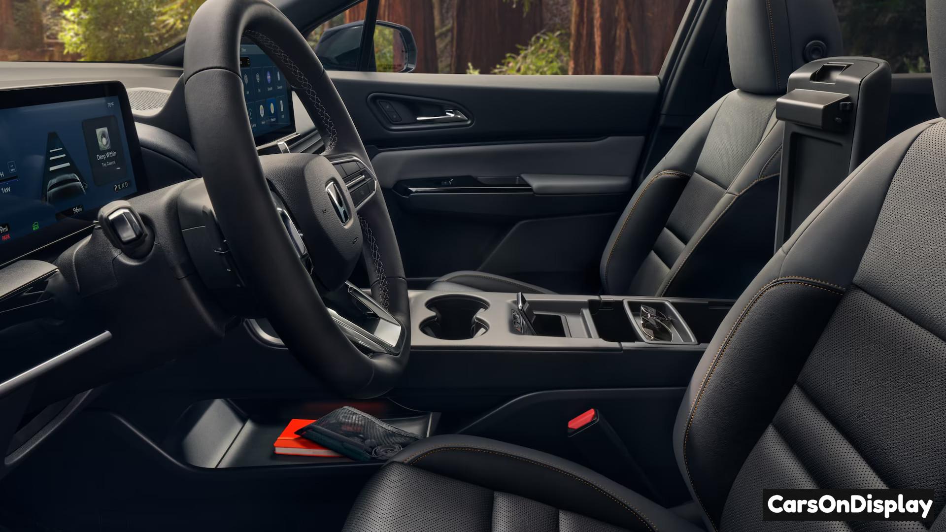 Honda Prologue 2024 Center console storage