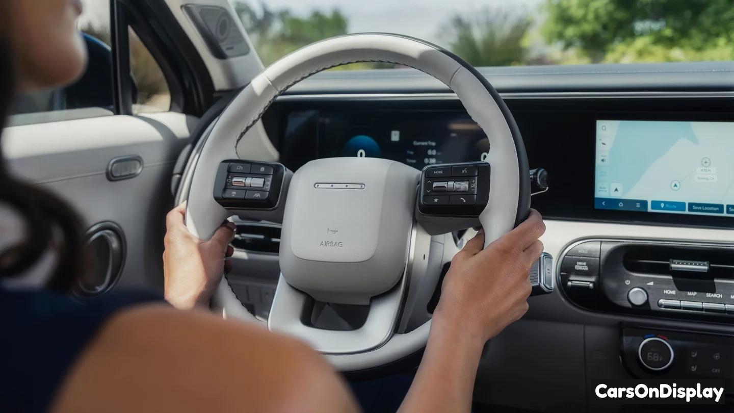 Hyundai Palisade Hybrid 2026 Leather Wrapped Steering Wheel