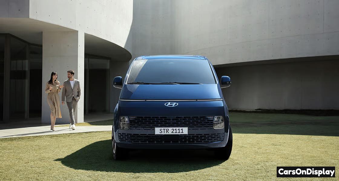 Hyundai Staria
