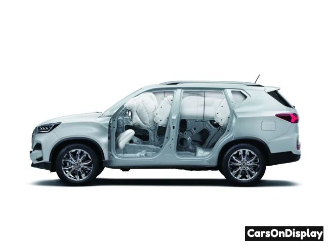 KGM Rexton Up to 9 airbags