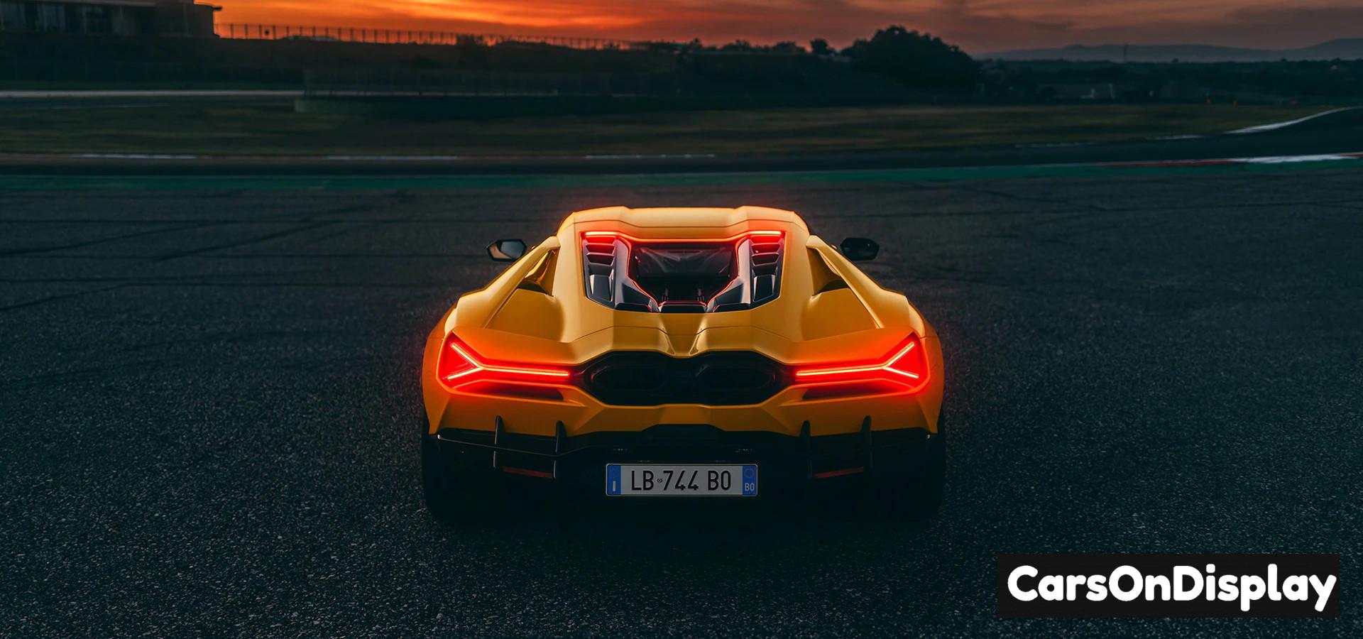 Lamborghini Revuelto