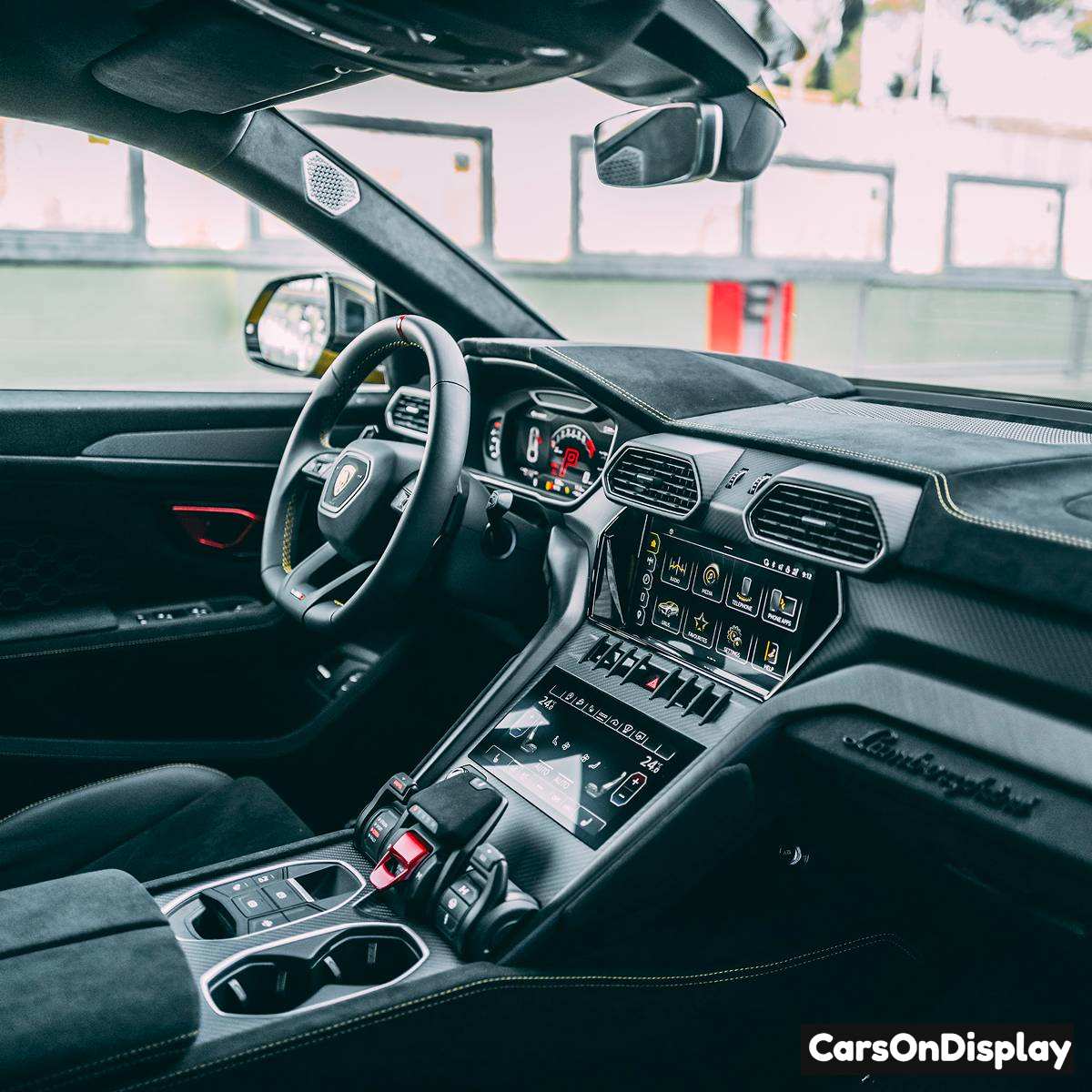 Lamborghini Urus Performante