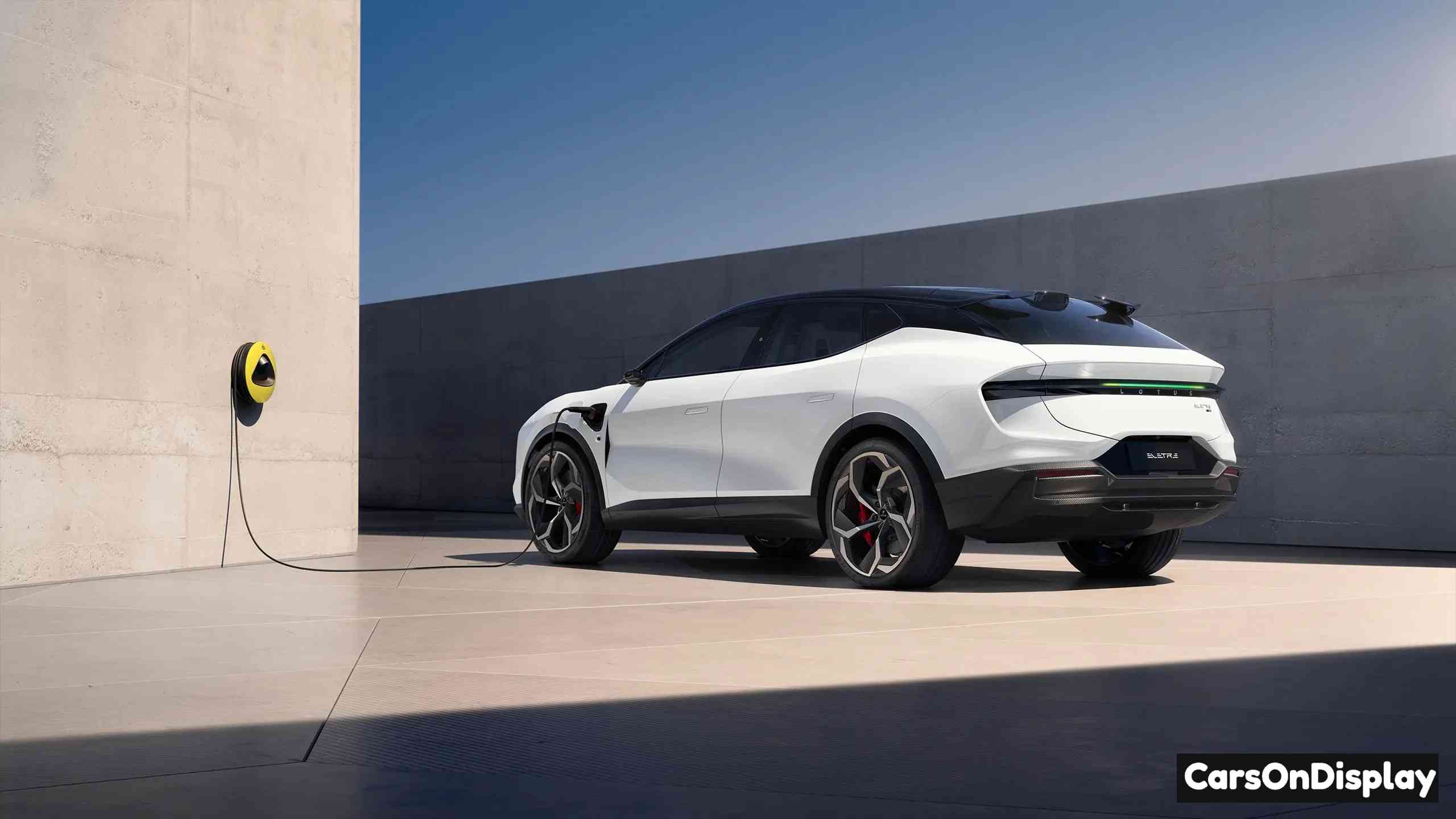 Lotus Eletre