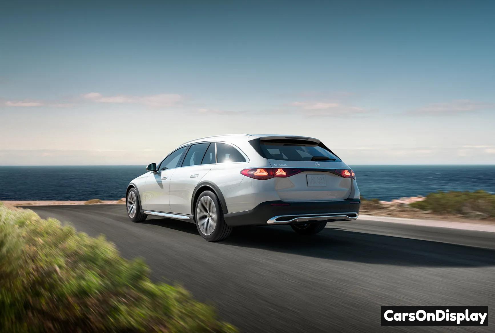 Mercedes-Benz E-Class Wagon E 450 4MATIC All-Terrain 2026