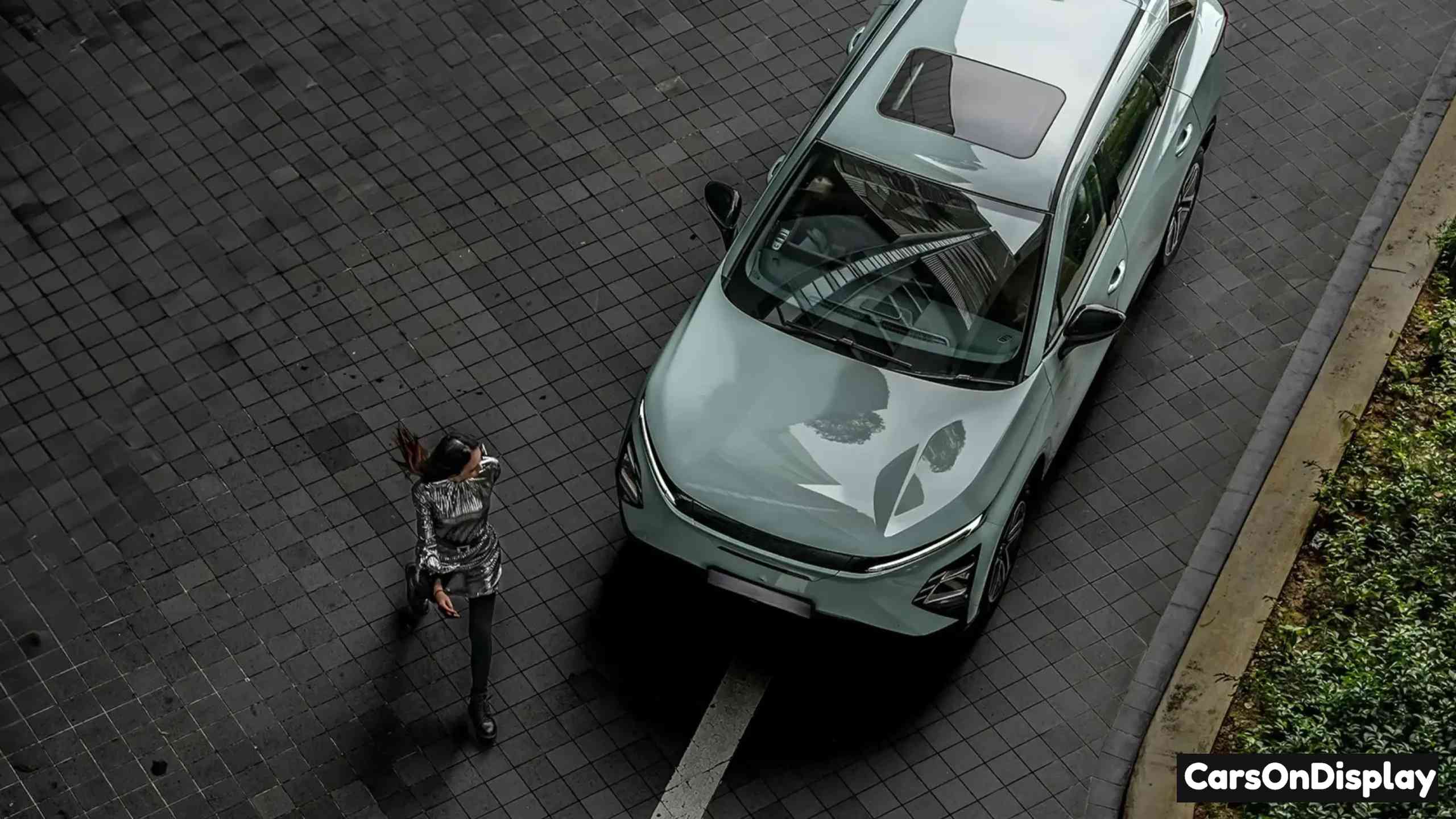 Omoda E5