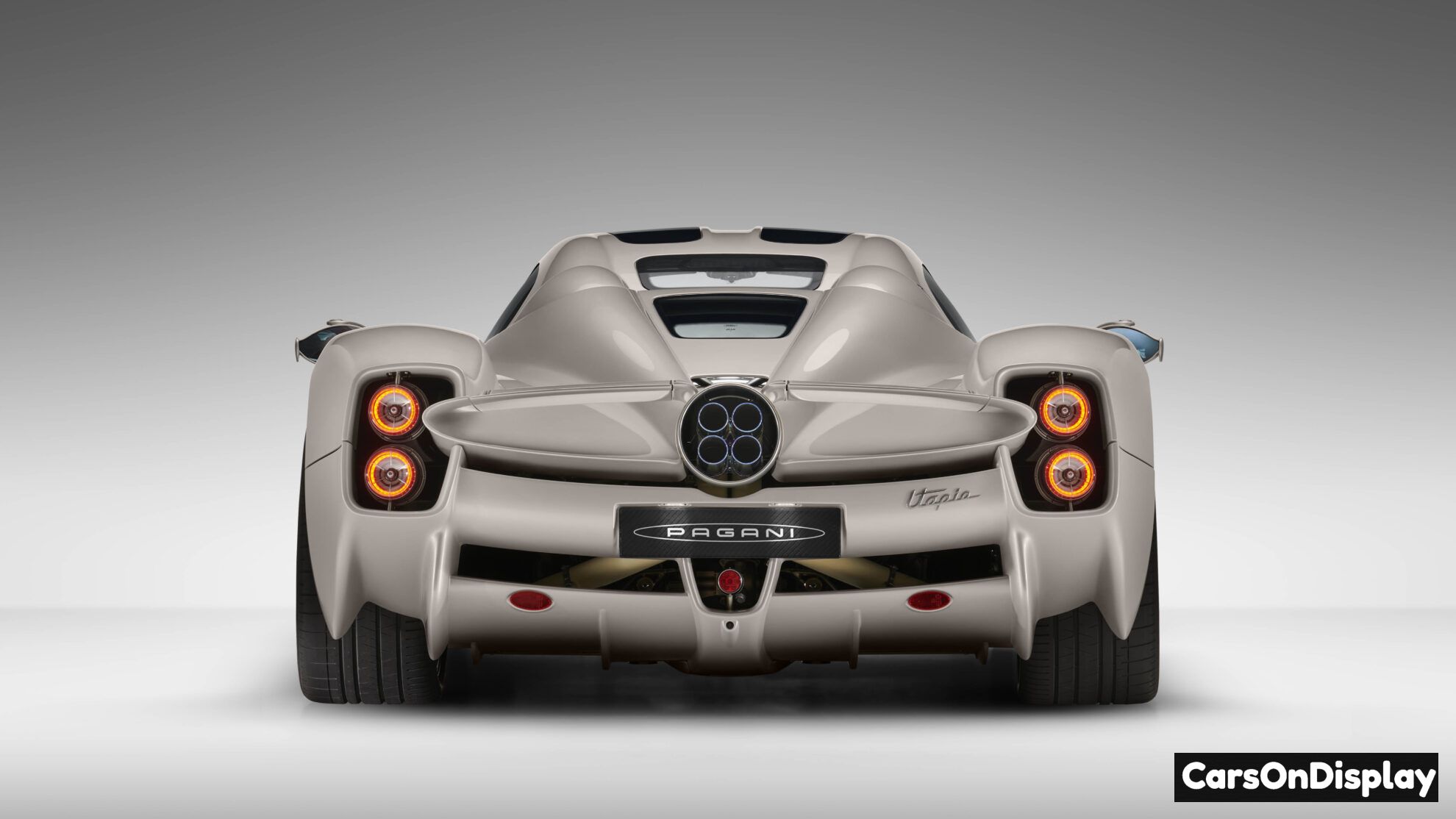 Pagani Utopia