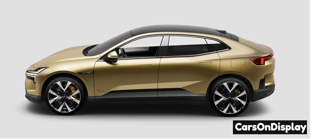 Polestar 4 Gold
