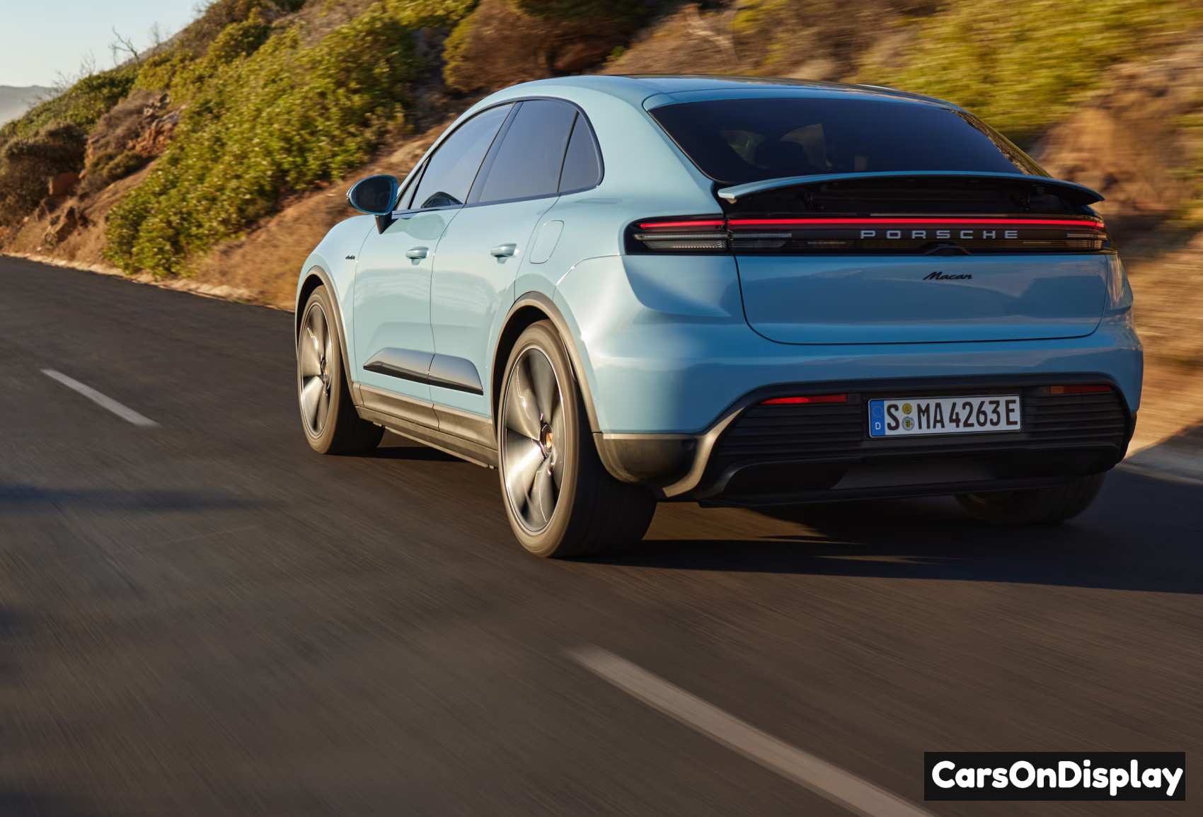 Porsche Macan Electric 2026
