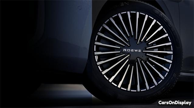 Roewe M7 DMH
