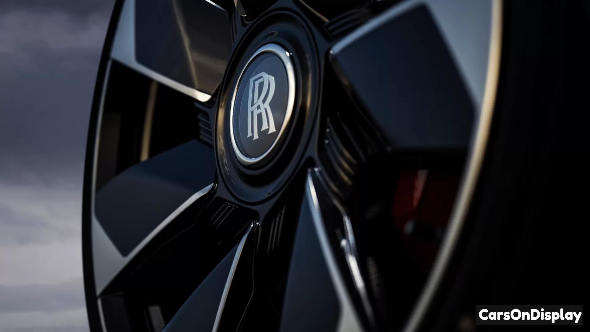 Rolls-Royce La Rose Noire Droptail