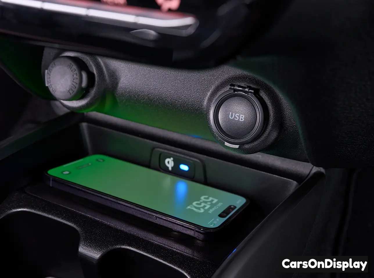 Suzuki Fronx Wireless charger and USB sockets