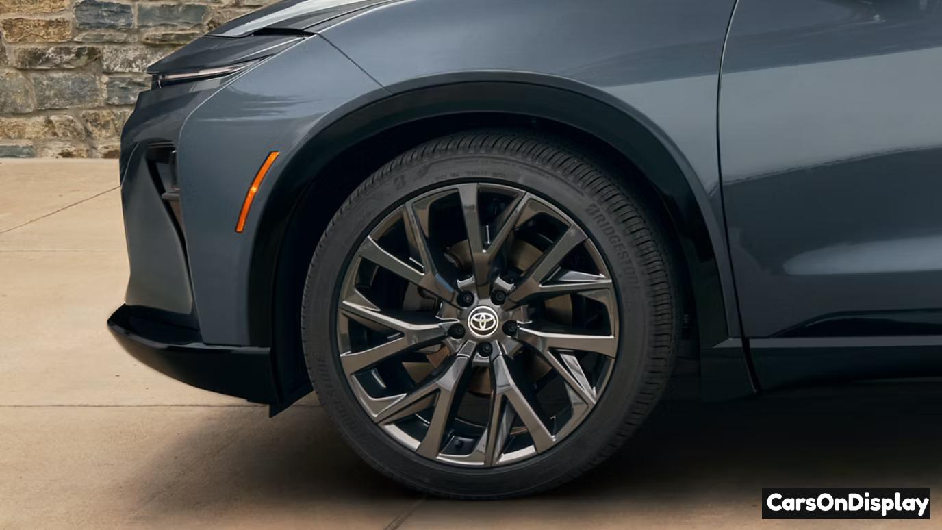 Toyota Crown Signia 2026