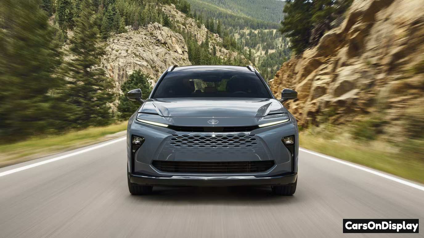 Toyota Crown Signia 2026