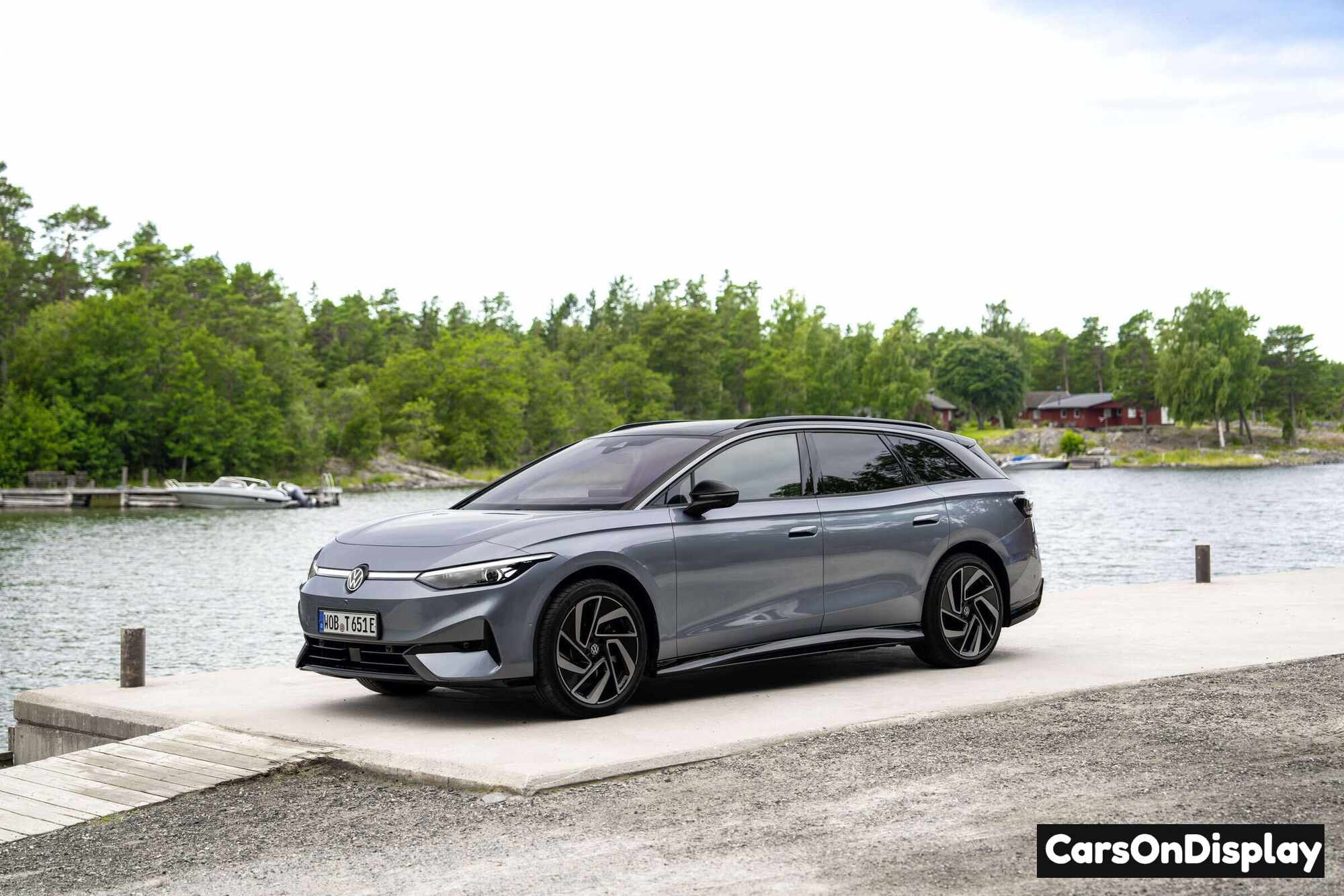 Volkswagen ID.7 Tourer electric family estate car with aerodynamic design and large luggage capacity