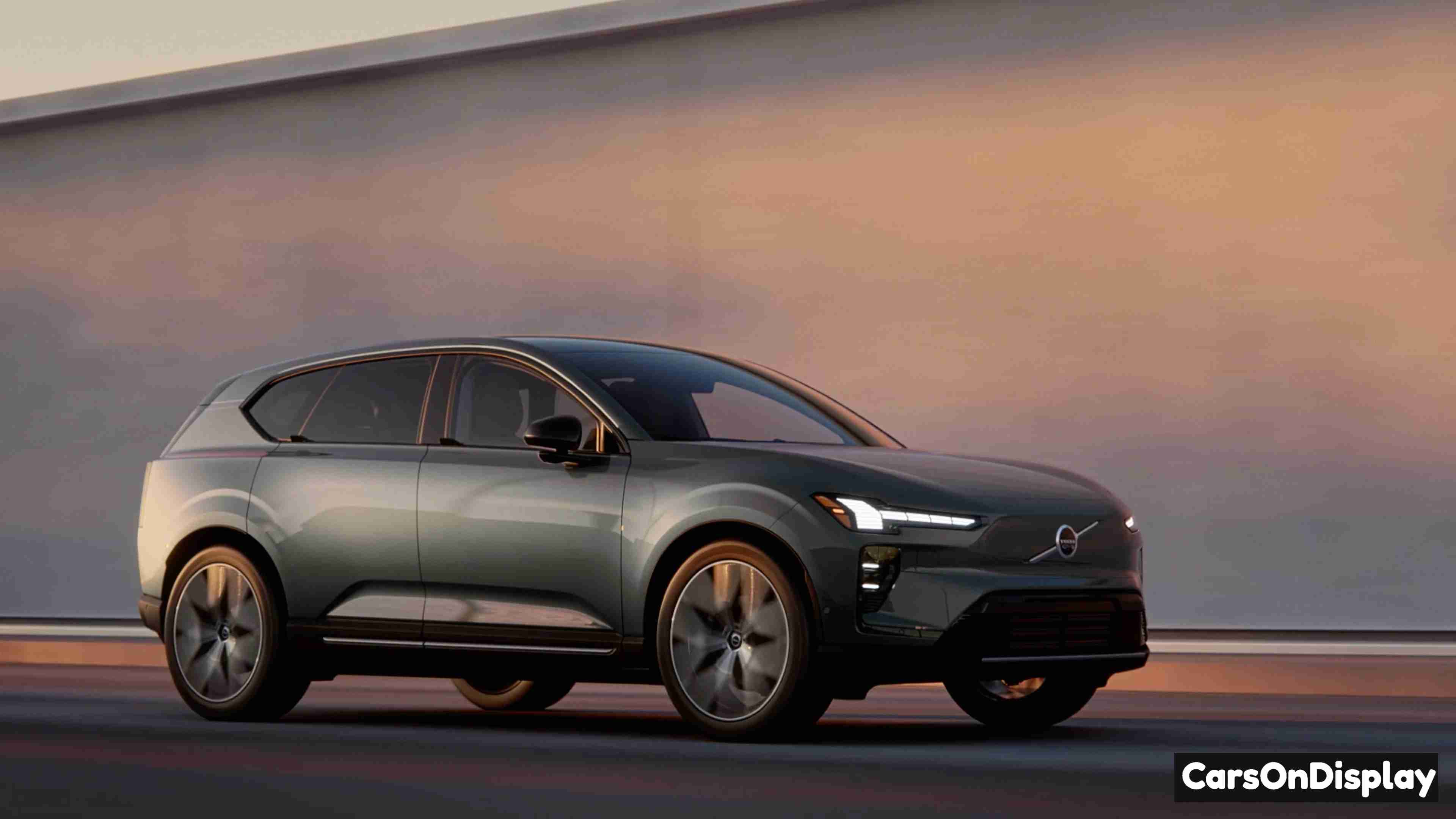 Volvo EX60 Forest Lake