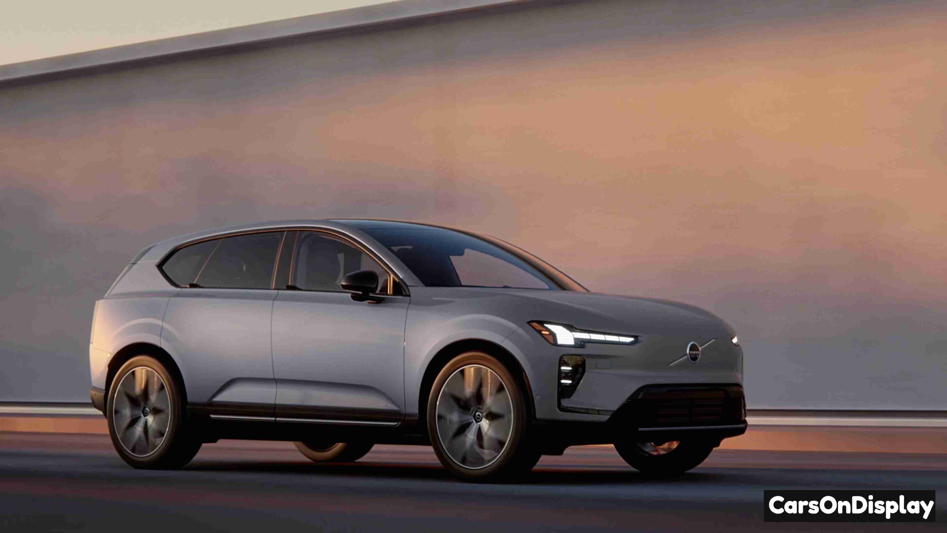 Volvo EX60 Vapour Grey