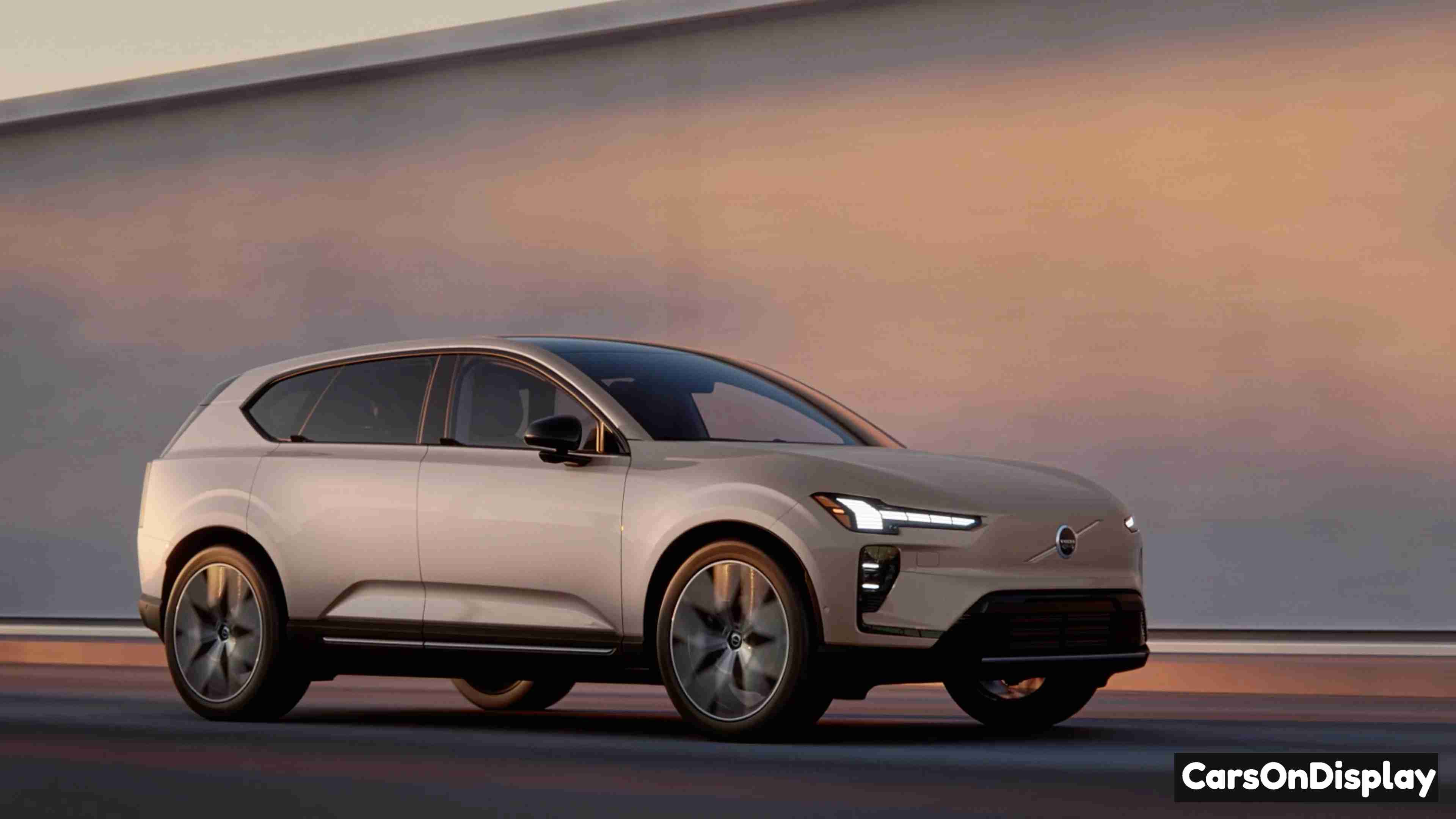 Volvo EX60 Sand Dune