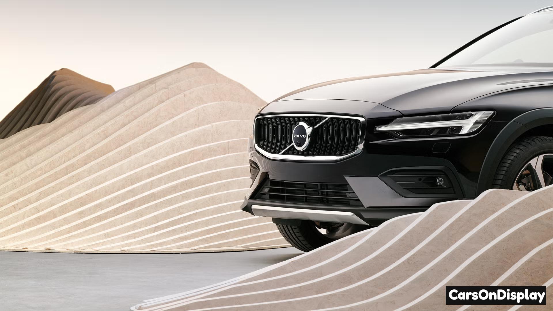 Volvo V60 Cross Country 2026