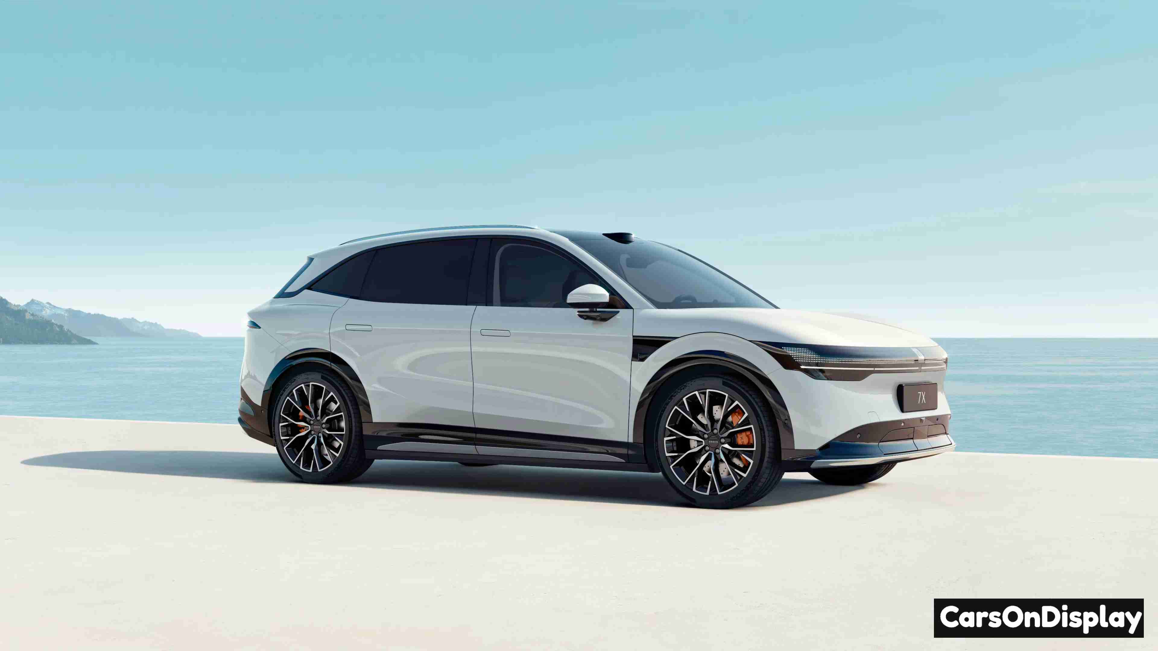 Zeekr 7X electric SUV with 420kW fastest charging speed